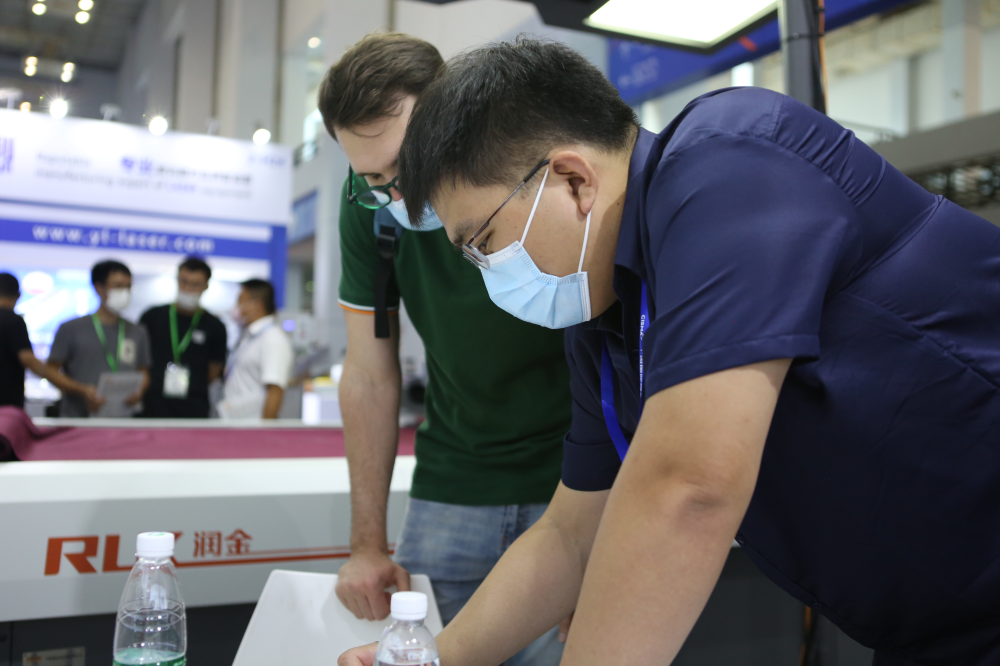 �ò���������