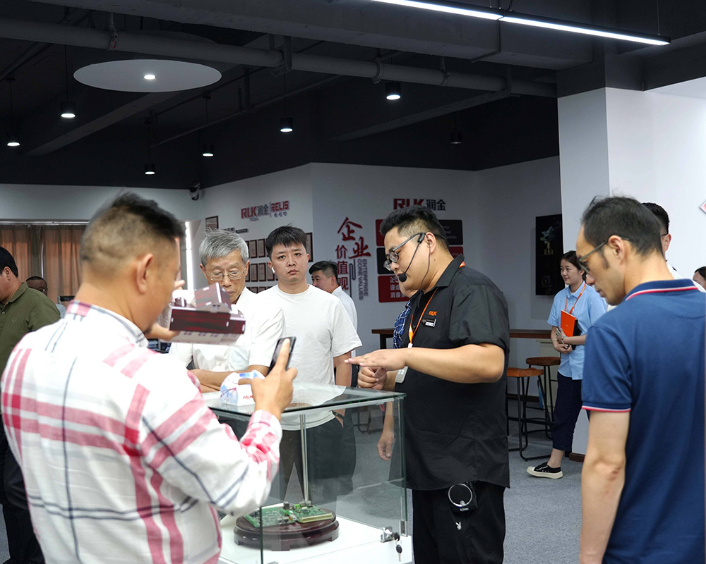 �ò���������